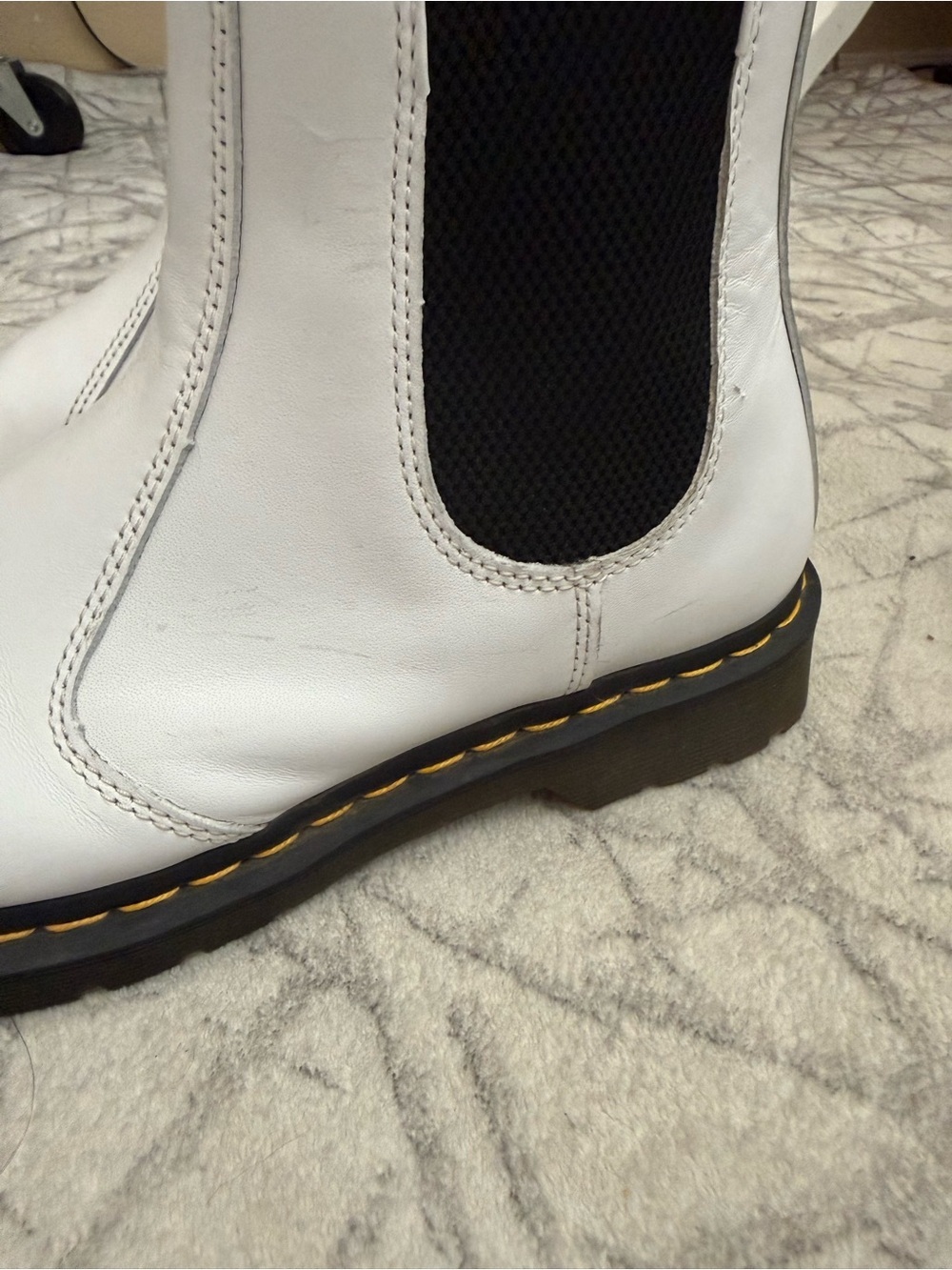 Dr. Martens 2976 White Chelsea Boots Smooth Leather Yellow Stitch Size 11 - Picture 9 of 13